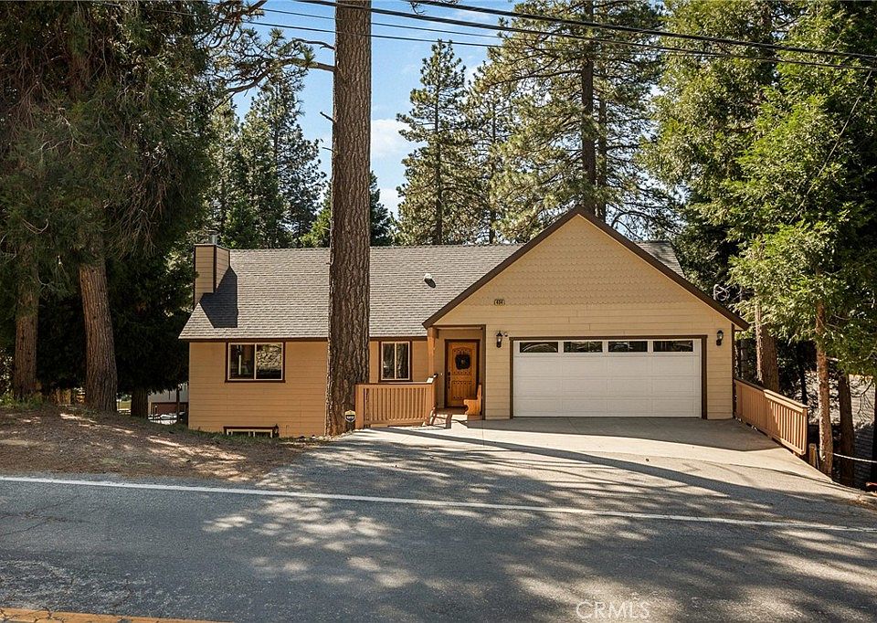 1st image of 434 Klamath Dr