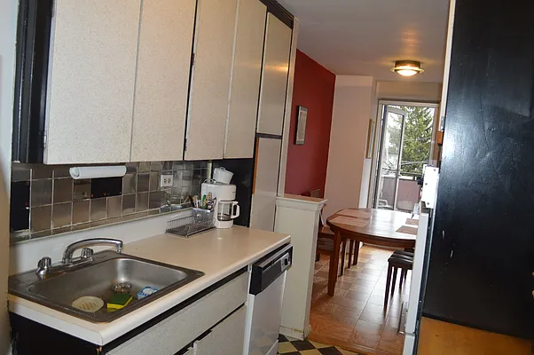 Sold by Griffith Real Estate | media 4