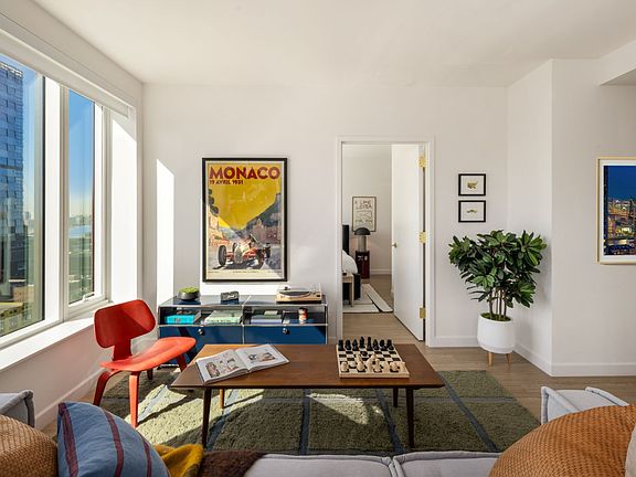 3rd image of 550 10th Ave #1903