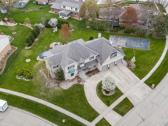 4th image of 13325 W Hiawatha Dr