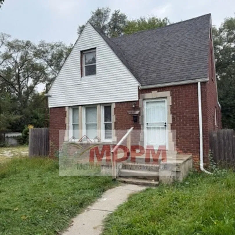 3 bed, 1406 sqft, $1,450 — Photo 2
