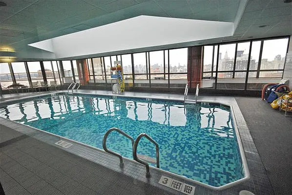 Rented by Luxury Habitat | media 47