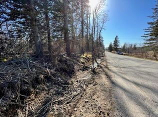 74 Sunset Rd, Deer Isle, ME 04627