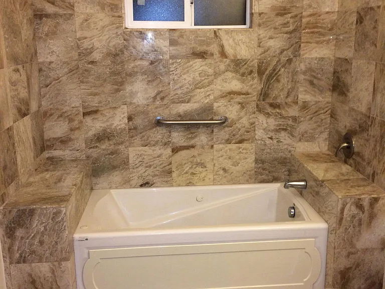 1226 Lodestone Dr — Photo 4