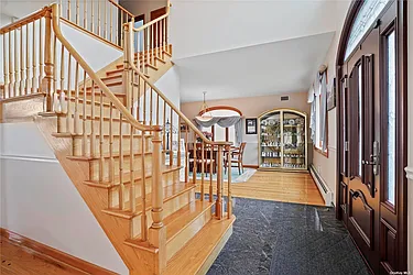 Sold by Century 21 Amiable Realty Group II Inc