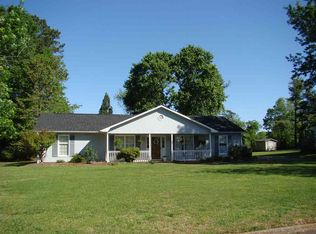 102 Old Salem Rd, Moore, SC 29369