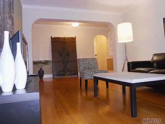 Sold by Douglas Elliman | media 23