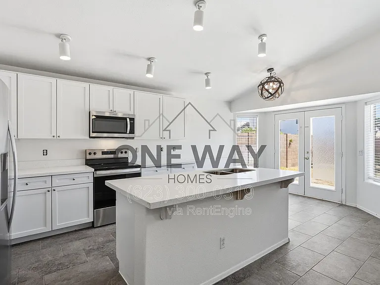 4622 E Summerhaven Dr — Photo 13