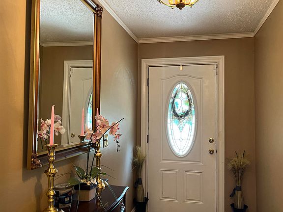 2nd image of 116 Glendale St