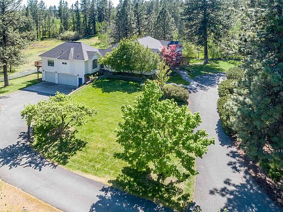 2nd image of 16303 S Cheney Spokane Rd