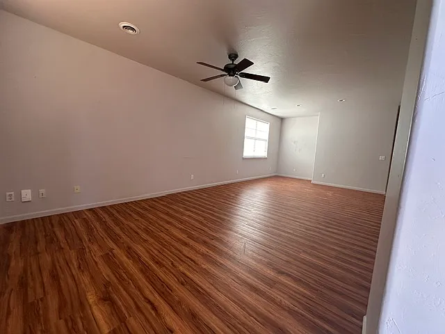 2 bed, 1272 sqft, $1,400 — Photo 3
