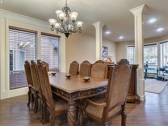 3rd image of 9716 NE 108th Ct