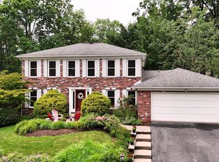 654 Stoneledge Rd, State College, PA 16803