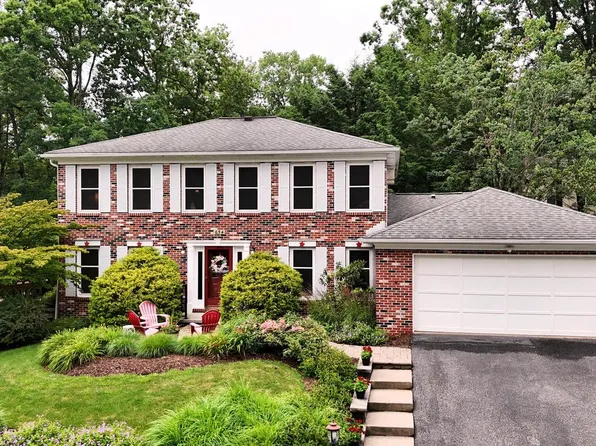 654 Stoneledge Rd, State College, PA 16803