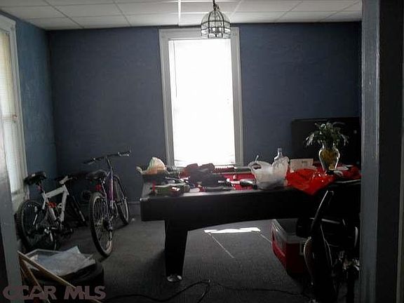 4th image of 308 Margaretta St