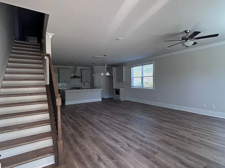 4630 Dogwood Pl — Photo 4