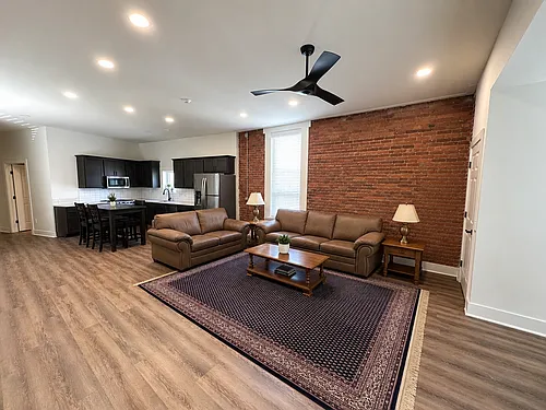 157 N Main St #301 Photo 1