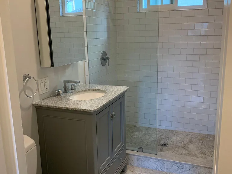 832 Hilldale Ave #1/2 — Photo 8