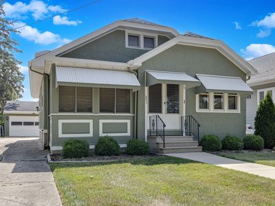 371 Elm St, Elgin, IL, 60123