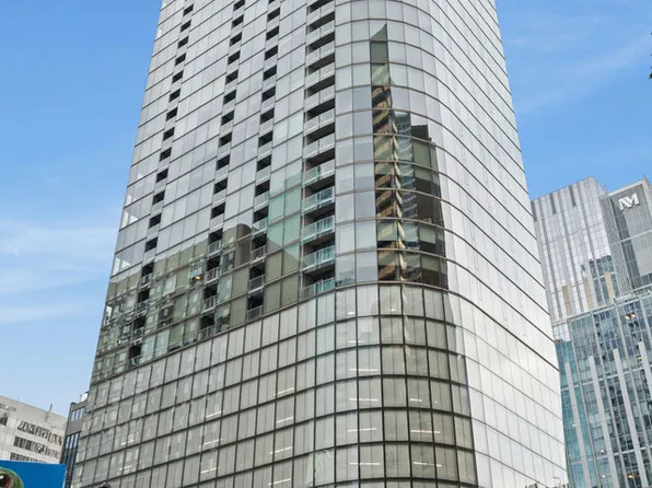 600 N Fairbanks Ct Unit 3604, Chicago, IL 60611