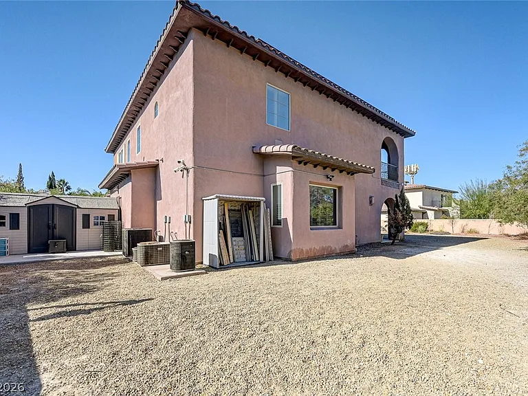 8490 Via De Bellasidra Ct — Photo 77