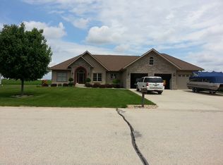 2113 W River Dr, Humboldt, IA 50548