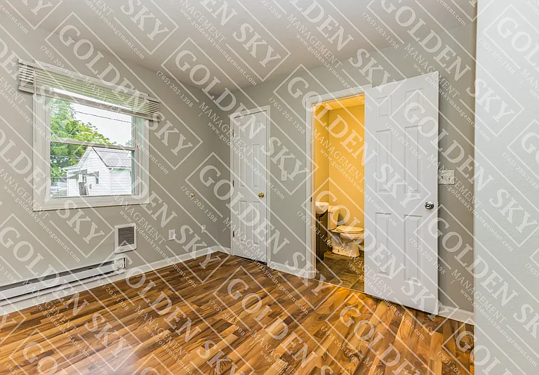 2404 State St #4 — Photo 5