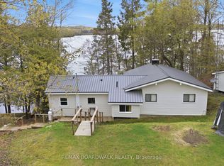 1091 Big Clear Ln, Central Frontenac, ON K0H 1B0