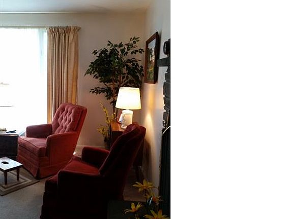 4th image of 211 Burlington Dr