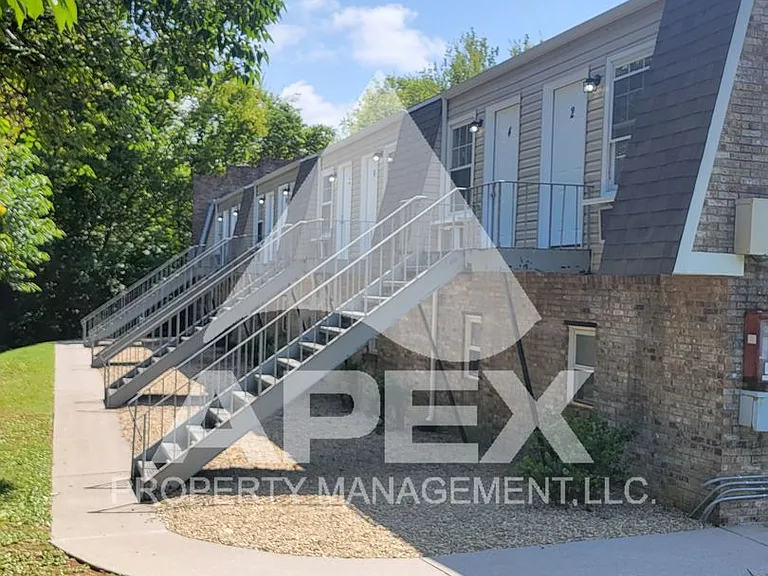 Payne Ave Apartments — Photo 6