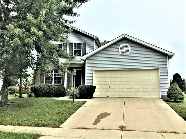 700 Thornton Dr — Photo 1