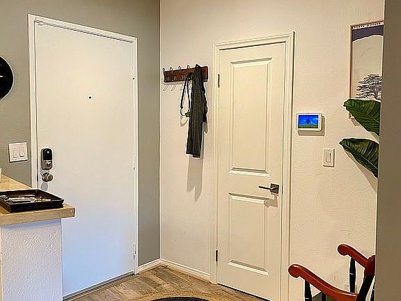 4th image of 2222 N Beachwood Dr APT 104