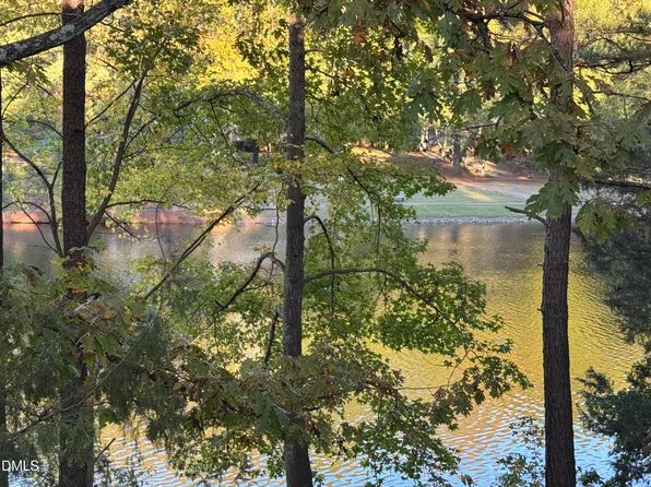 136 Lake Hollow Cir, Cary, NC 27513