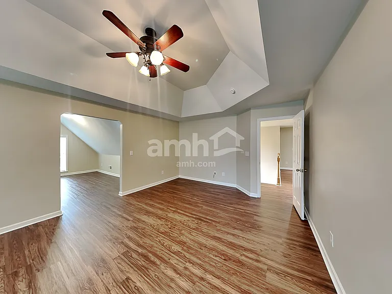 5584 Cambridge Bay Dr — Photo 13