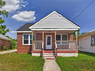 110 Halifax St, Suffolk, VA 23434