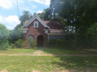 220 5th Ave, McComb, MS 39648