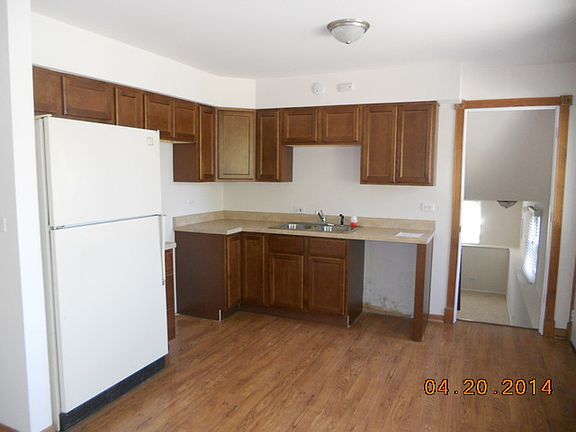 5th image of 740 W Hawley St