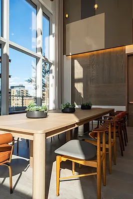 Rented by Extell Marketing Group LLC | media 45