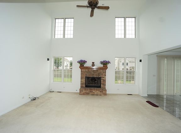 4th image of 10861 Cortland Ln