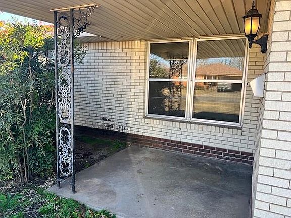 5th image of 1128 SW 55th St