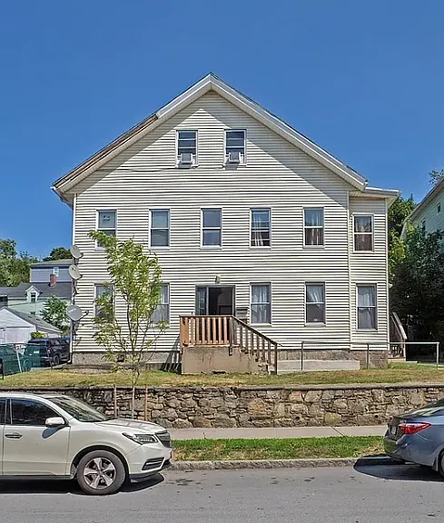 6 Farwell St #1 — Photo 1
