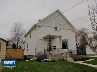 1716 New York Ave, Manitowoc, WI 54220