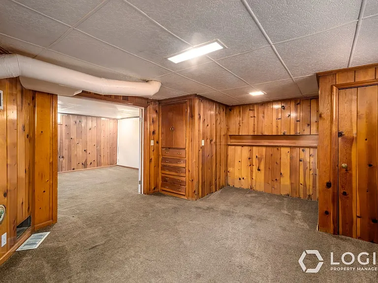 654 32nd St #DOWNSTAIRS — Photo 9