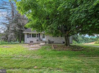8066 Colebrook Rd, Palmyra, PA 17078