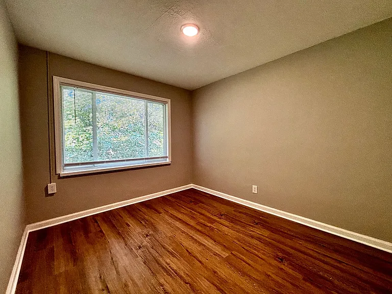 Maples Townhomes — Photo 25