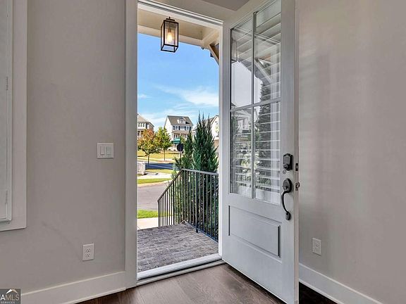 4th image of 308 Dawson Dr