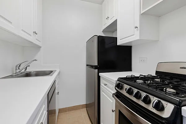 Rented by Byson Real Estate Company | media 2