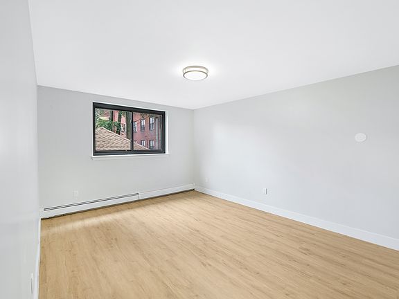4th image of 22 Atwood St #203