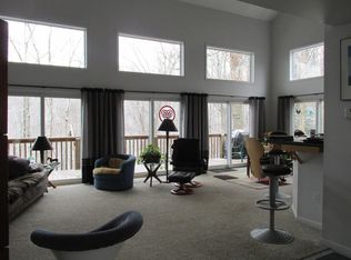 548 Sleepy Hollow Ln, Oak Hill, WV 25901