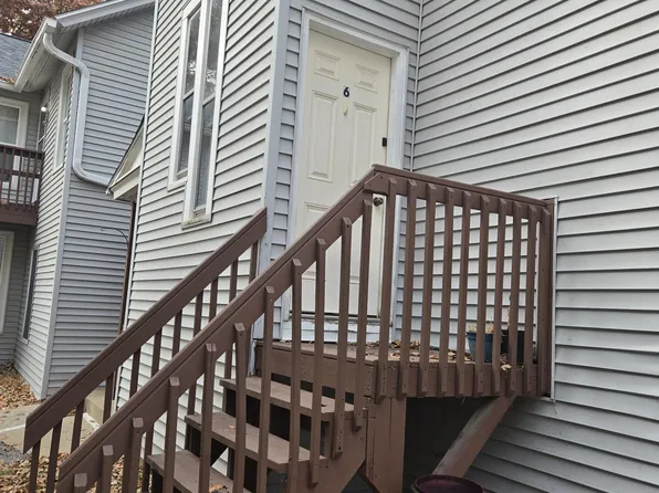 420 S Lucas St #6, Iowa City, IA 52240